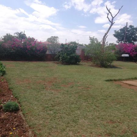 Savanna Bulawayo Esterno foto