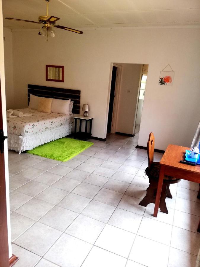 Savanna Bulawayo Esterno foto