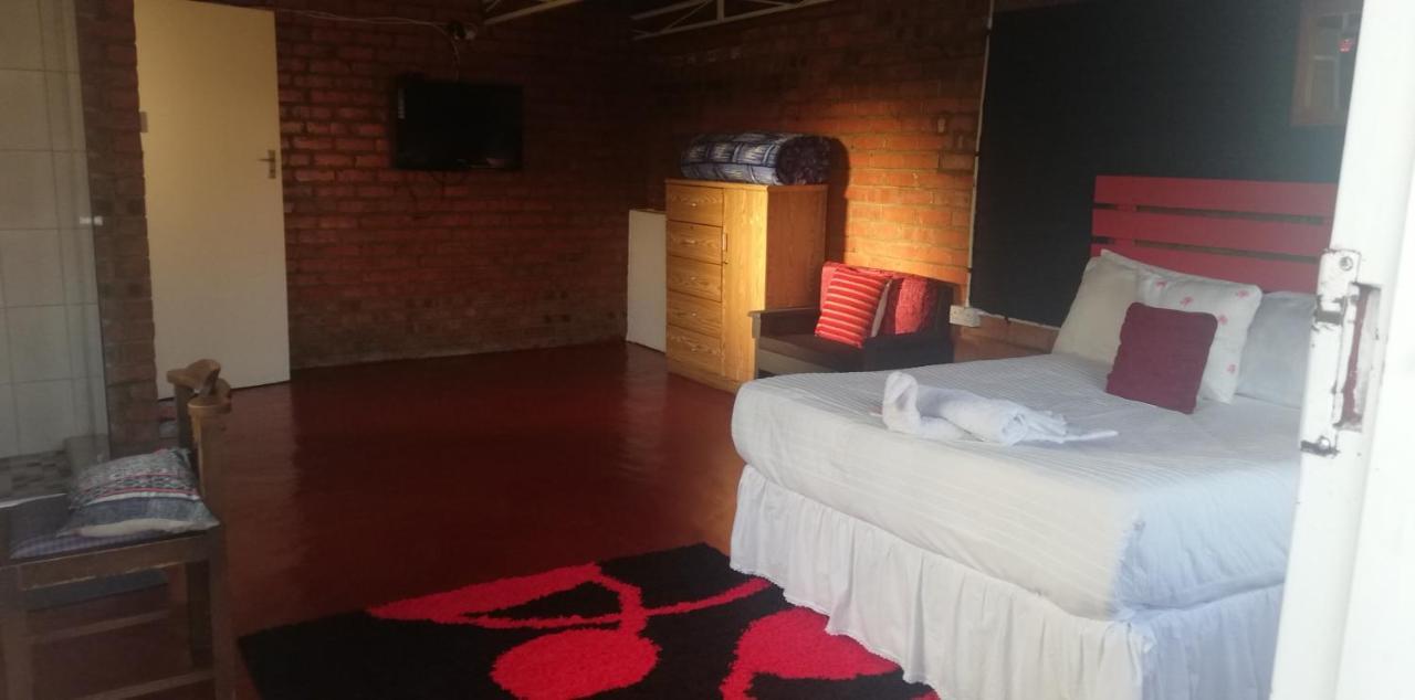 Savanna Bulawayo Esterno foto
